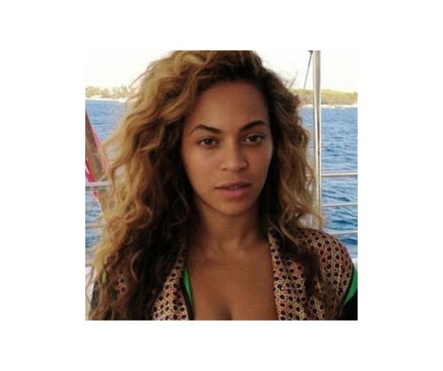 Beyonce Without Makeup On Vacation